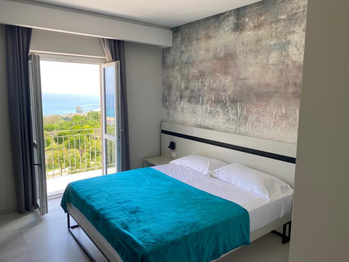 Gabriel Holidays Tropea Exterior foto